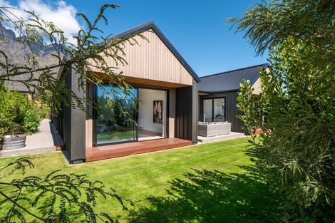 Photo of property in 7 Torridon Court, Jacks Point, Queenstown, 9371
