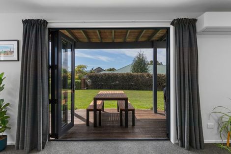 Photo of property in 77 Meadowstone Drive, Wanaka, 9305