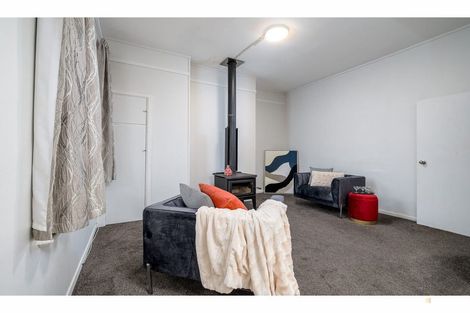 Photo of property in 98 High Street, Waimate, 7924