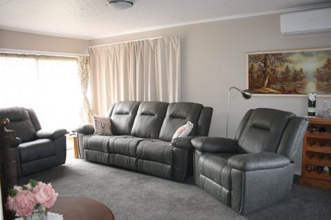 Photo of property in 17 Domett Street, Kawerau, 3127