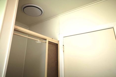 Photo of property in 46 Kohekohe Street, New Lynn, Auckland, 0600