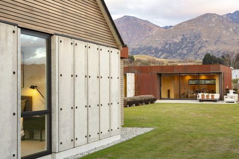 Photo of property in 243 Lower Shotover Road, Speargrass Flat, Queenstown, 9371