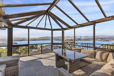 Photo of property in 27a The Anchorage, Whitby, Porirua, 5024