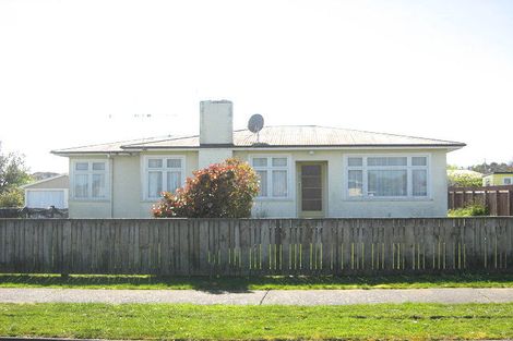 Photo of property in 13 Potaka Street, Marton, 4710