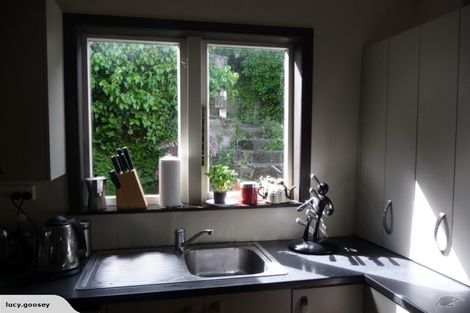 Photo of property in 271 Ohiro Road, Brooklyn, Wellington, 6021