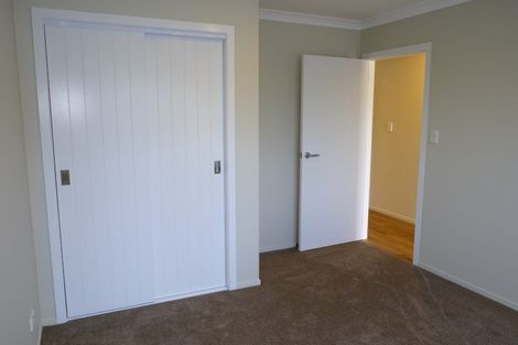 Photo of property in 19u2 Collins Avenue, Tawa, Wellington, 5028