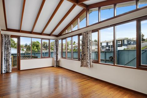 Photo of property in 8 Helleur Road, Massey, Auckland, 0614