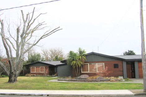 Photo of property in 21 Cambridge Terrace, Taradale, Napier, 4112