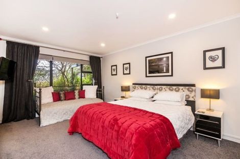 Photo of property in 3 Sylvia Place, Acacia Bay, Taupo, 3330