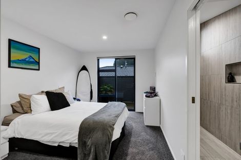 Photo of property in 57 Brooklands Road, Brooklands, New Plymouth, 4310