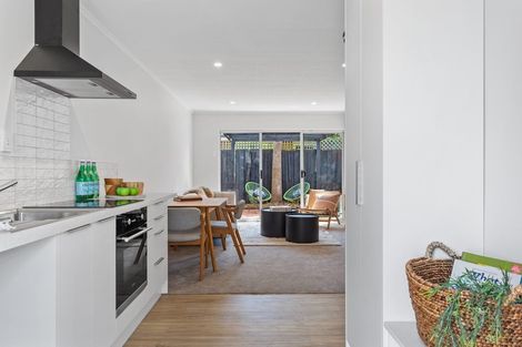 Photo of property in 1/106 Charles Street, Waltham, Christchurch, 8011