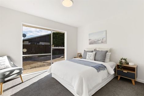 Photo of property in 2 Hythe Lane, Saint Martins, Christchurch, 8022