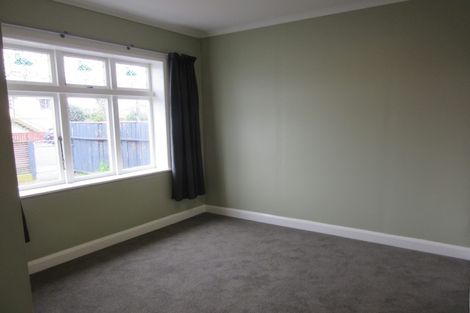 Photo of property in 172a Queens Drive, Lyall Bay, Wellington, 6022