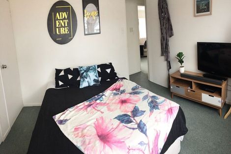 Photo of property in 1/8 Glenburn Place, Papakura, 2110