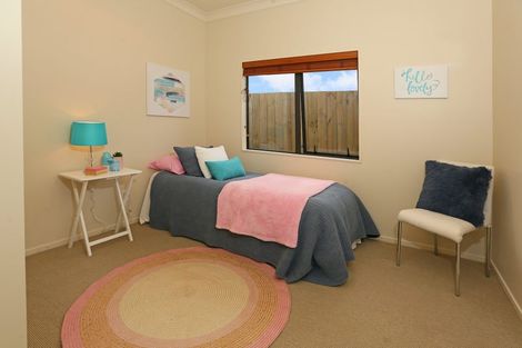 Photo of property in 107a Glendale Road, Glen Eden, Auckland, 0602