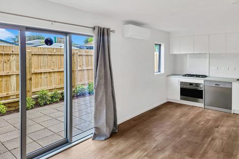 Photo of property in 5/12 Mana Avenue, Titahi Bay, Porirua, 5022