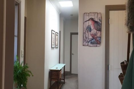 Photo of property in 23 Putaka Place, Papamoa Beach, Papamoa, 3118