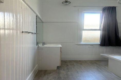 Photo of property in 64 Division Street, Riccarton, Christchurch, 8041