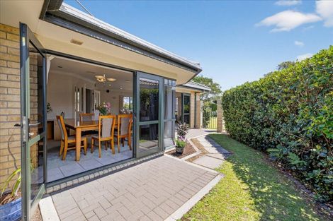 Photo of property in 4 Halesia Place, Mount Maunganui, 3116