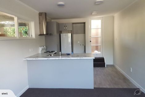Photo of property in 16 Southern Cross Crescent, Island Bay, Wellington, 6023