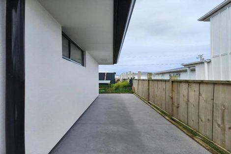 Photo of property in 63 Wairau Road, Oakura, 4314