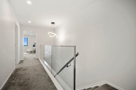 Photo of property in 43 Sunnyheights Road, Orewa, 0931