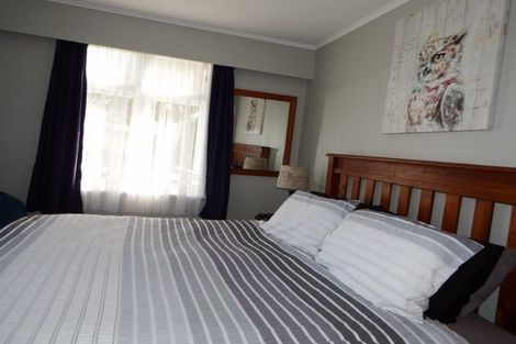 Photo of property in 1 Oaklea Avenue, Marton, 4710