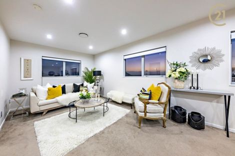 Photo of property in 134 Keri Vista Rise, Papakura, 2110