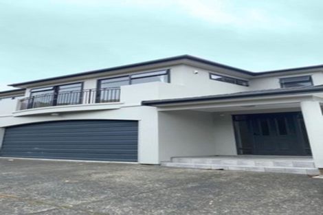 Photo of property in 60 English Oak Drive, Schnapper Rock, Auckland, 0632