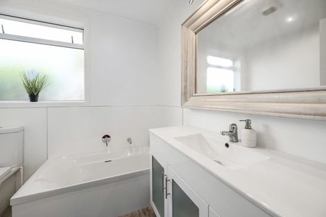 Photo of property in 1 Morey Street, Owhata, Rotorua, 3010