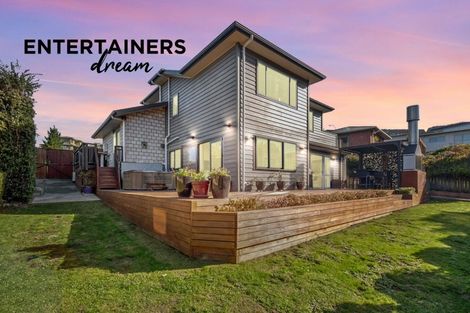 Photo of property in 15 Frankie Stevens Place, Riverstone Terraces, Upper Hutt, 5018