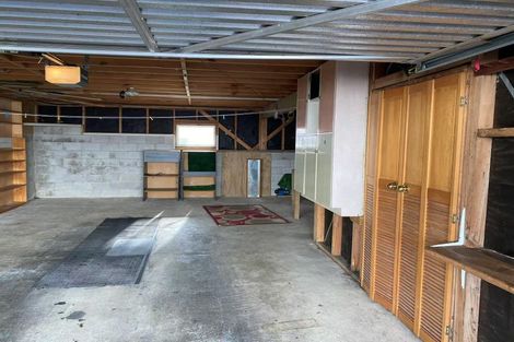Photo of property in 21 Melandra Road, Stanmore Bay, Whangaparaoa, 0932