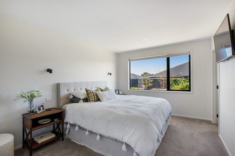 Photo of property in 29 Honeyfield Drive, Whalers Gate, New Plymouth, 4310