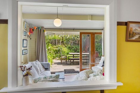 Photo of property in 59 Tutere Street, Waikanae Beach, Waikanae, 5036