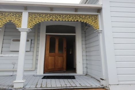 Photo of property in 32 Hall Street, Newtown, Wellington, 6021