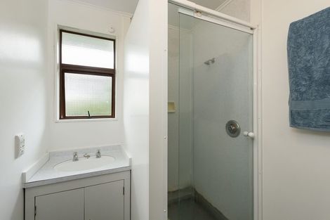 Photo of property in 76 Thurleigh Grove, Karori, Wellington, 6012