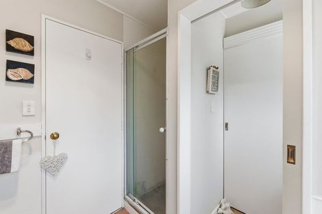 Photo of property in 5 Dennis Taylor Court, Paraparaumu, 5032