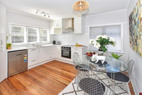 Photo of property in 260 Great South Road, Manurewa, Auckland, 2102