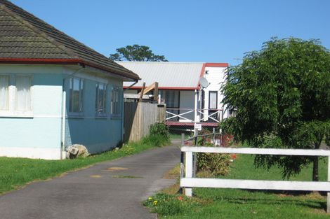 Photo of property in 1/24 Brains Road, Kelston, Auckland, 0602