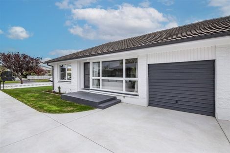 Photo of property in 84 Roberta Drive, Somerfield, Christchurch, 8024