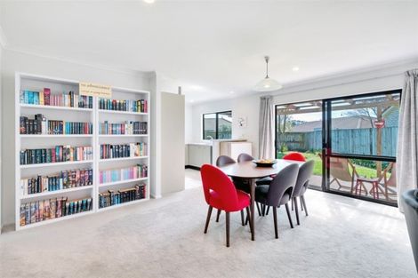 Photo of property in 23 Espalier Drive, Henderson, Auckland, 0612