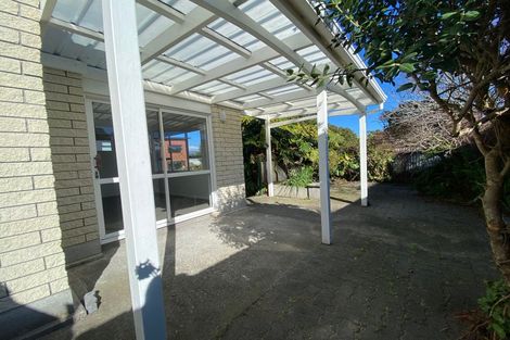 Photo of property in 6 Henui Street, Strandon, New Plymouth, 4312