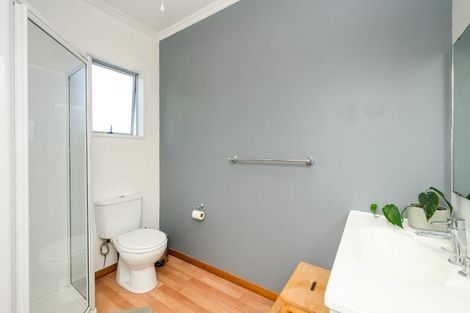 Photo of property in 28 Summerhill Drive, Fitzherbert, Palmerston North, 4410
