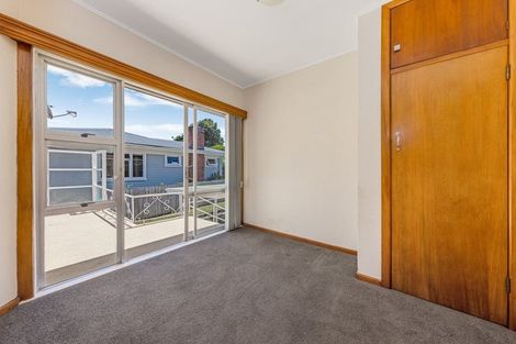 Photo of property in 61 Halver Road, Hillpark, Auckland, 2102