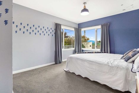 Photo of property in 8 Roberts Road, Hei Hei, Christchurch, 8042