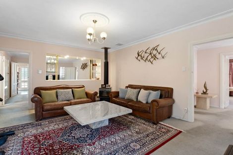 Photo of property in 102 Arran Road, Browns Bay, Auckland, 0630