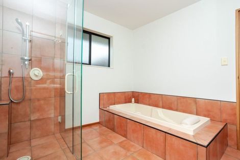Photo of property in 9 Smith Street, Dannevirke, 4930