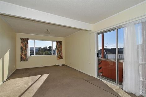 Photo of property in 192f6 Onepu Road, Lyall Bay, Wellington, 6022