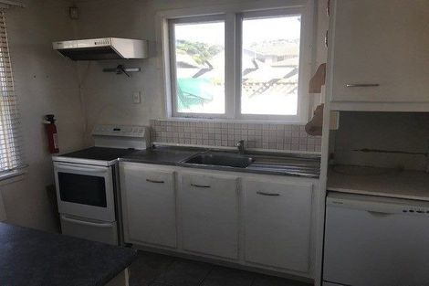 Photo of property in 35 Tireti Road, Titahi Bay, Porirua, 5022