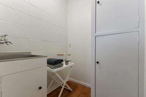 Photo of property in 4/225 Edgeware Road, Edgeware, Christchurch, 8013